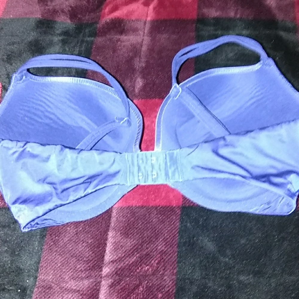 VS - Picture 2 of 3
